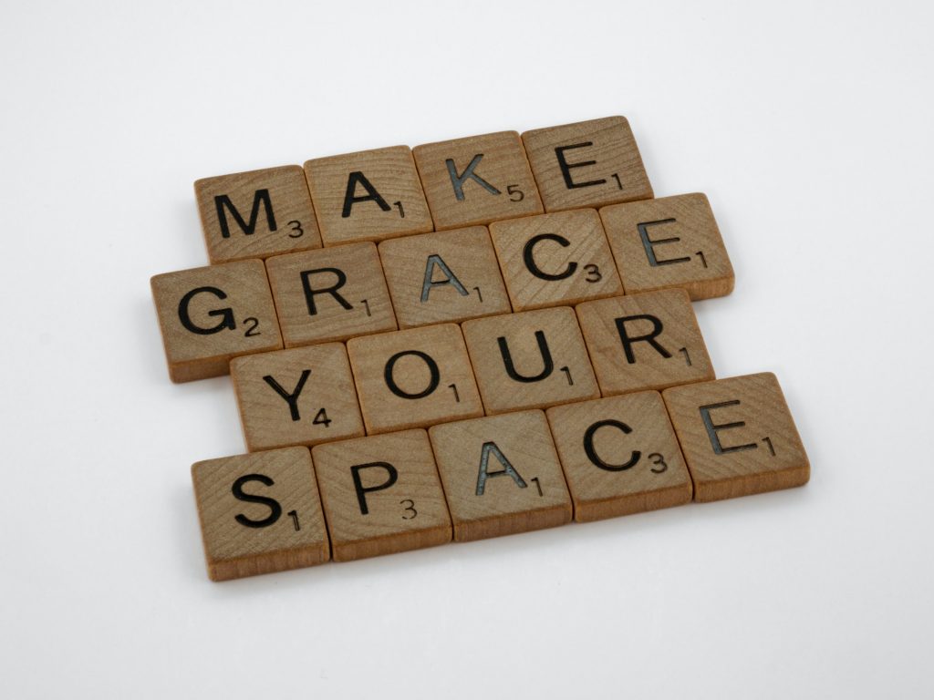 Scrubble woorden: make grace your space